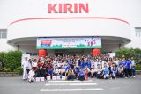 Học sinh phấn khởi khi được khám phá nhà máy chuẩn Nhật ngay tại TP.HCM